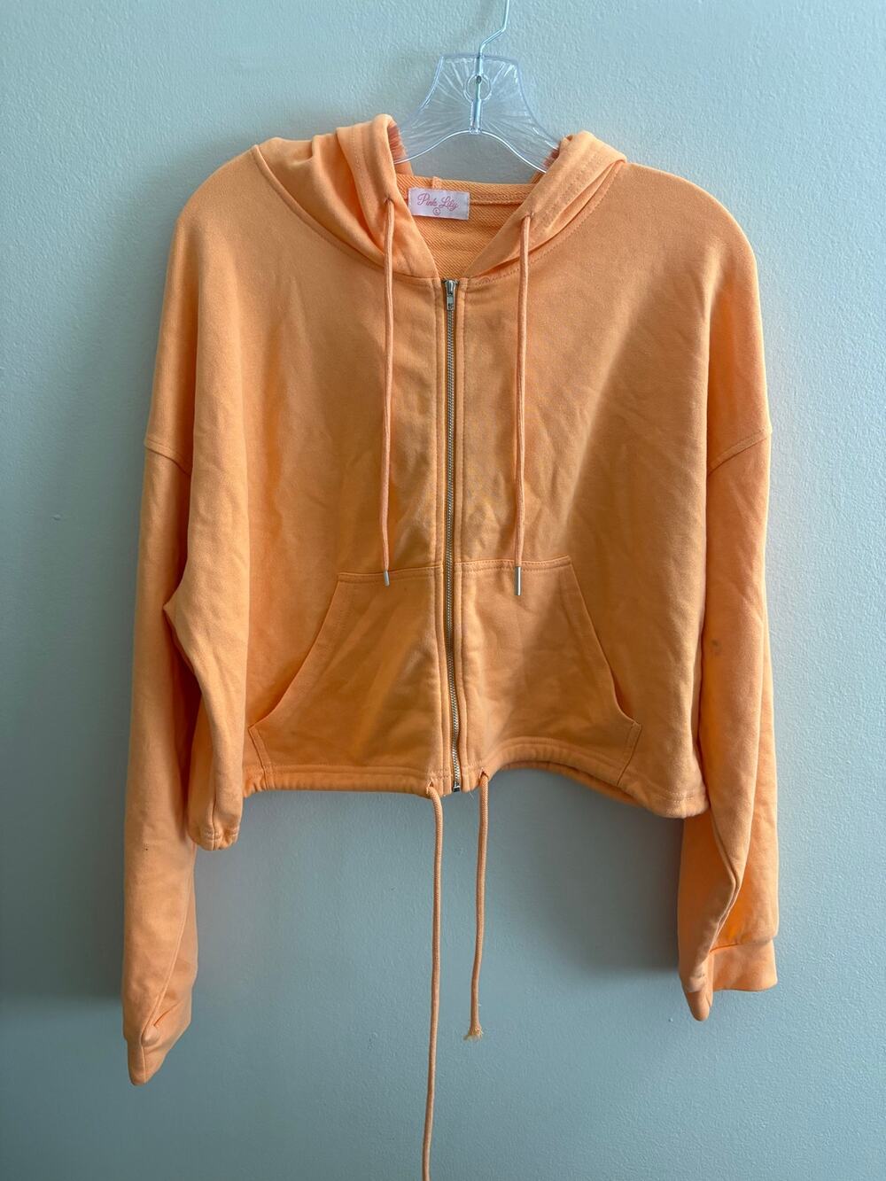 Pink Lily Women’s peach cropped full-zip hoodie Size L
